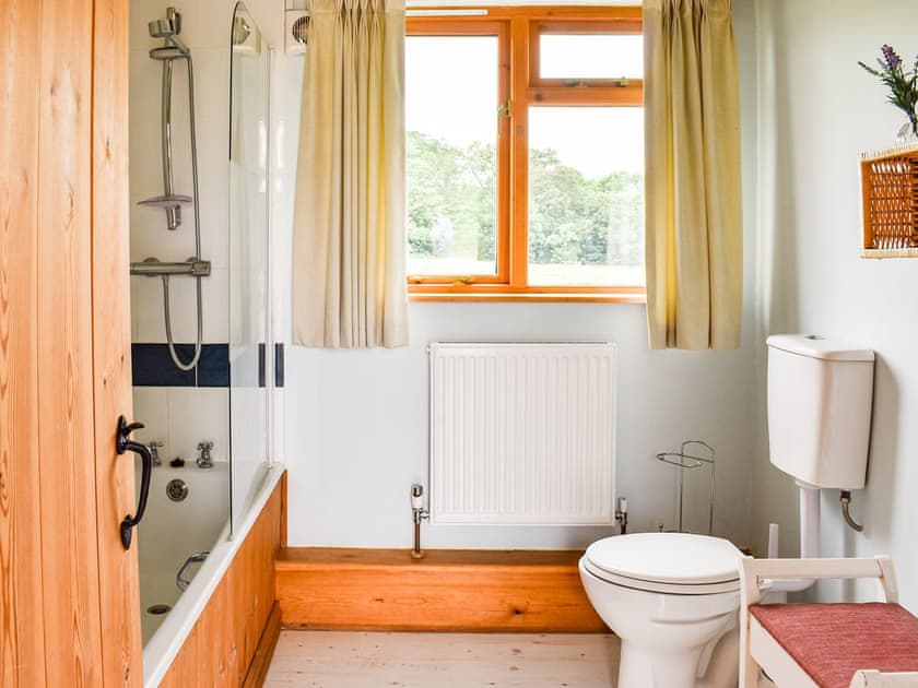 Bathroom | The Long Barn, Chelmsford