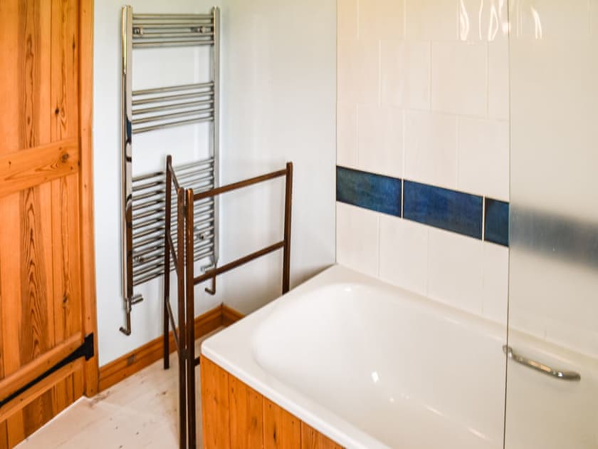 Bathroom | The Long Barn, Chelmsford