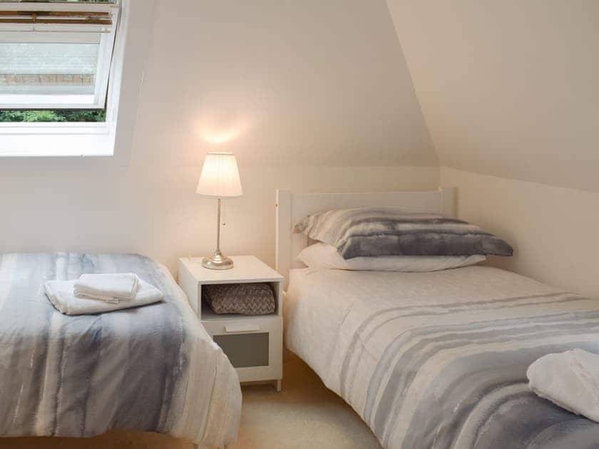 Twin bedroom | 2 Mill Hall Cottages, Newburgh, near Cupar
