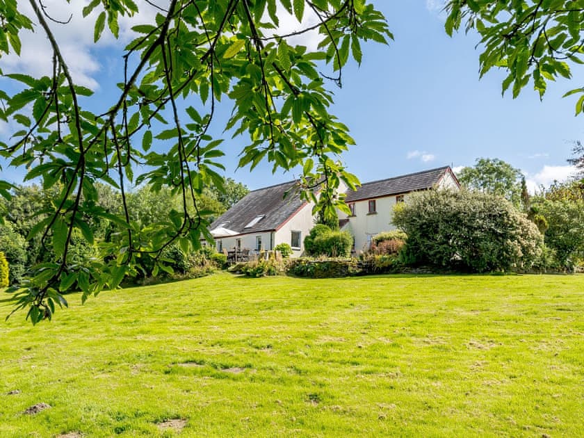 Garden and grounds | Wellstone Cottages, Llanfyrnach