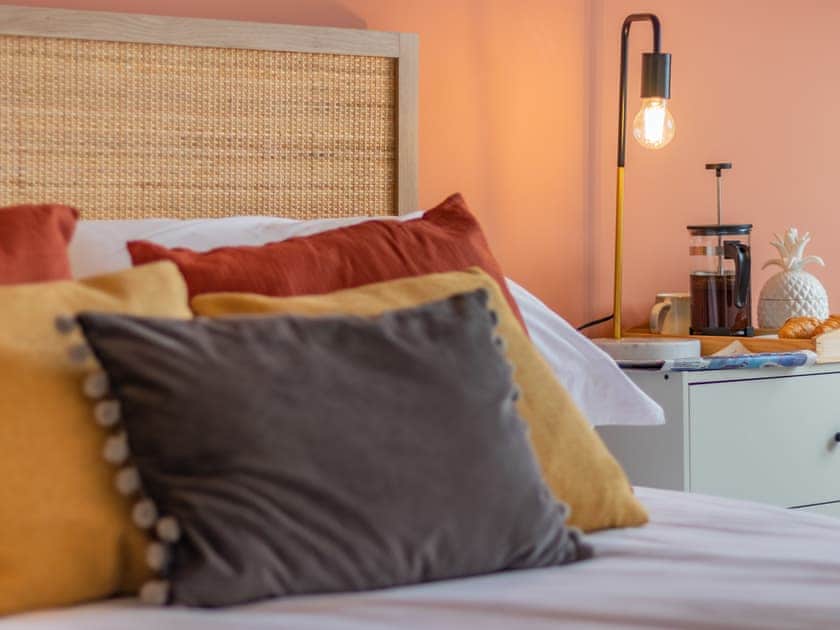 Double bedroom | Ardlearag, Badcaul, near Ullapool