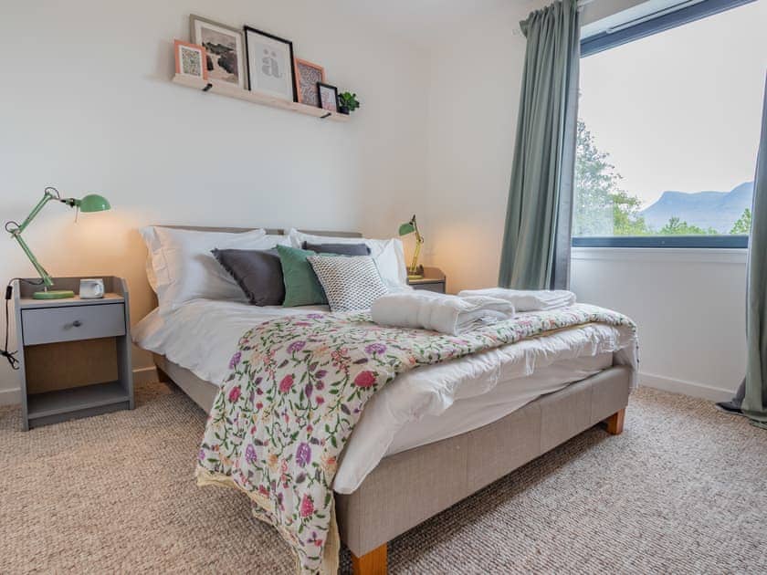 Double bedroom | Ardlearag, Badcaul, near Ullapool
