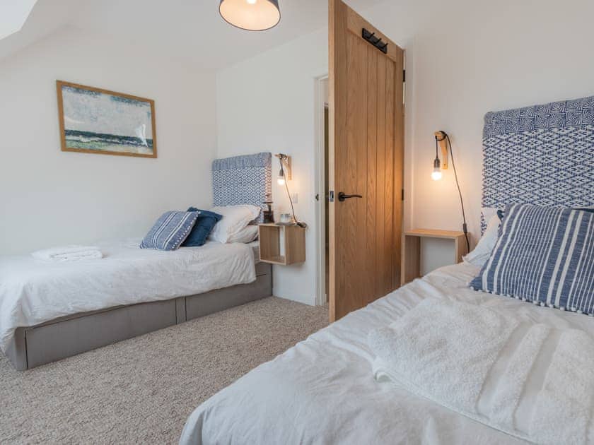 Twin bedroom | Ardlearag, Badcaul, near Ullapool