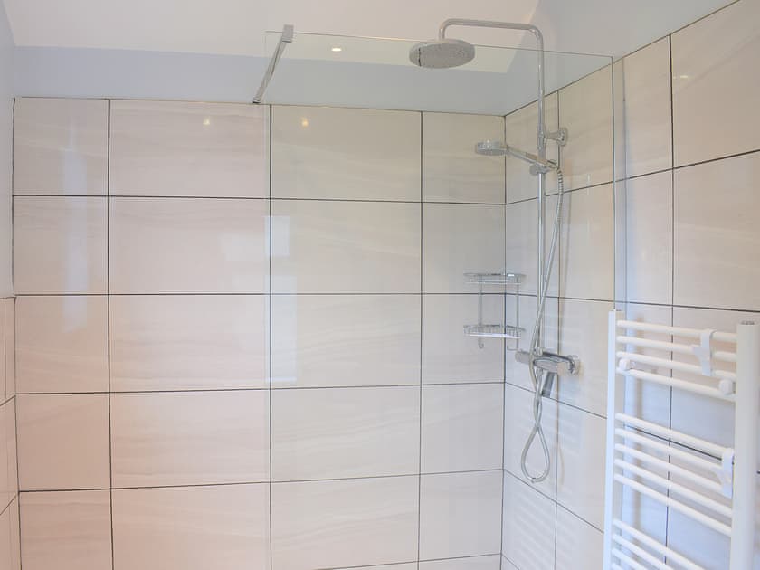 Shower room | Seahouses Cottage, North Sunderland Seahouses