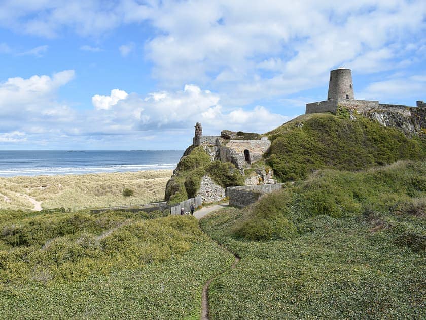 Local attraction | Seahouses Cottage, North Sunderland Seahouses