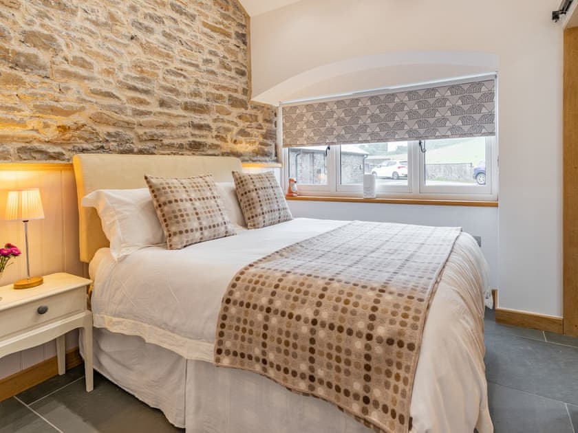 Double bedroom | Cwtch Ty Gwyn, Llandeilo