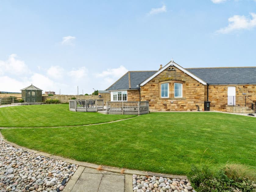 Exterior | The Byre, Sandsend