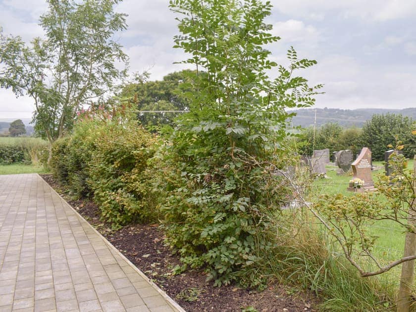 Outdoor area | Sisial Y Gwynt, Llanarmon yn Lal