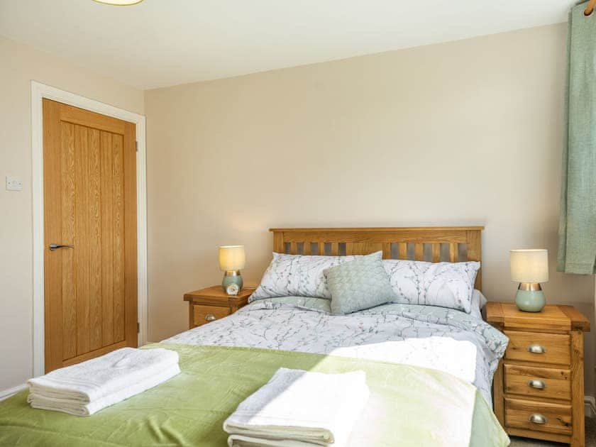 Double bedroom | Meadowcroft, Hundred House, near Llandrindod Wells