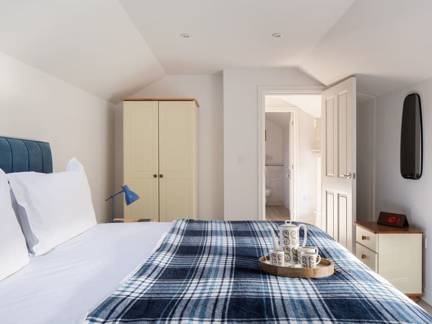 Double bedroom | Lavender Cottage - Harewood Holidays, Harewood, near Leeds