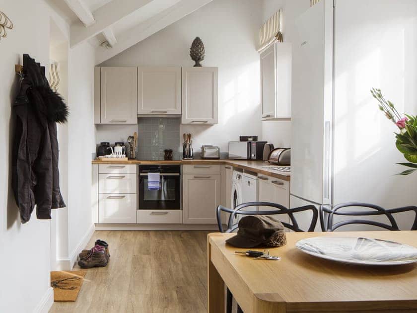 Kitchen/diner | Mulberry Cottage - Harewood Holidays, Harewood, near Leeds