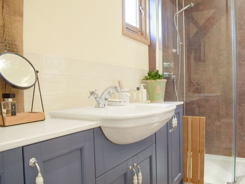 Shower room | Rushmoor Lodge, Rushmoor