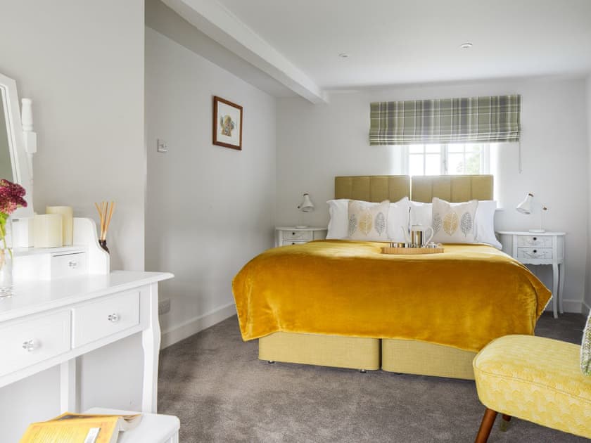Double bedroom | Carr Cottage - Harewood Holidays, Harewood, near Leeds