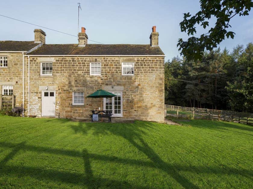 Exterior | Carr House - Harewood Holidays, Harewood, near Leeds