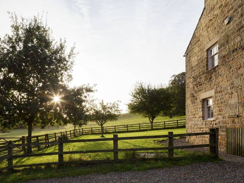 Exterior | Carr House - Harewood Holidays, Harewood, near Leeds
