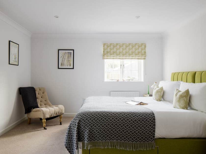 Double bedroom | Cherry Blossom Cottage - Harewood Holidays, Harewood, near Leeds