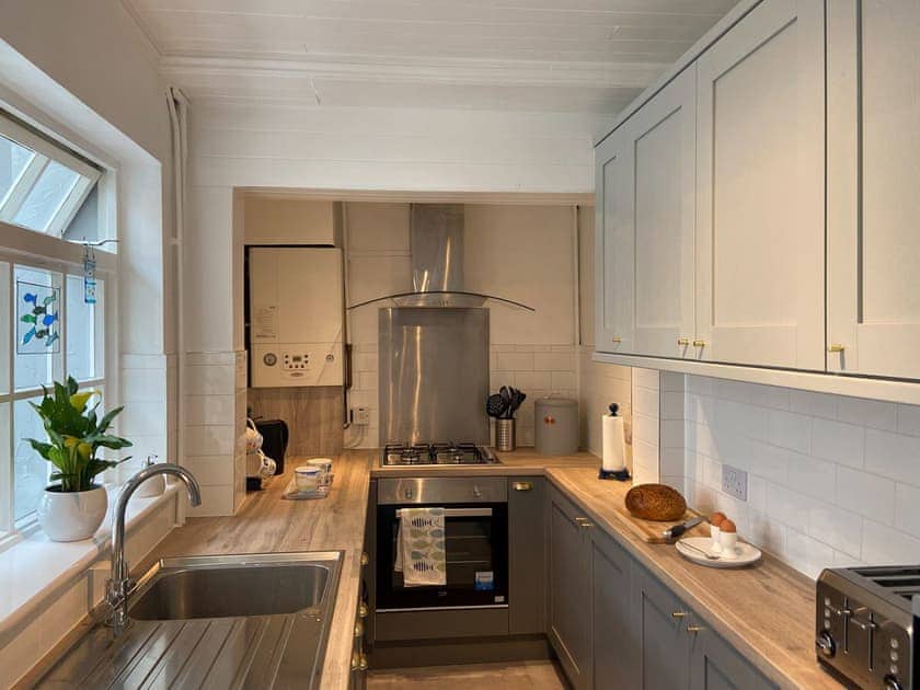 Kitchen | Smile ’n’ Wave, Gorleston-on-Sea