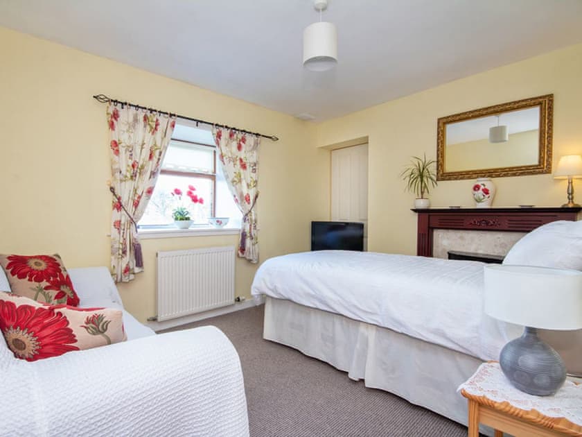 Single bedroom | Black Rock Cottage, Culbokie