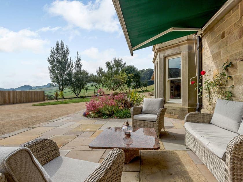 Sitting-out-area | The Marle, Belper