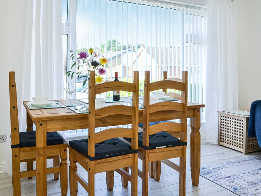 Dining Area | Driftwood Cottage, Bridlington