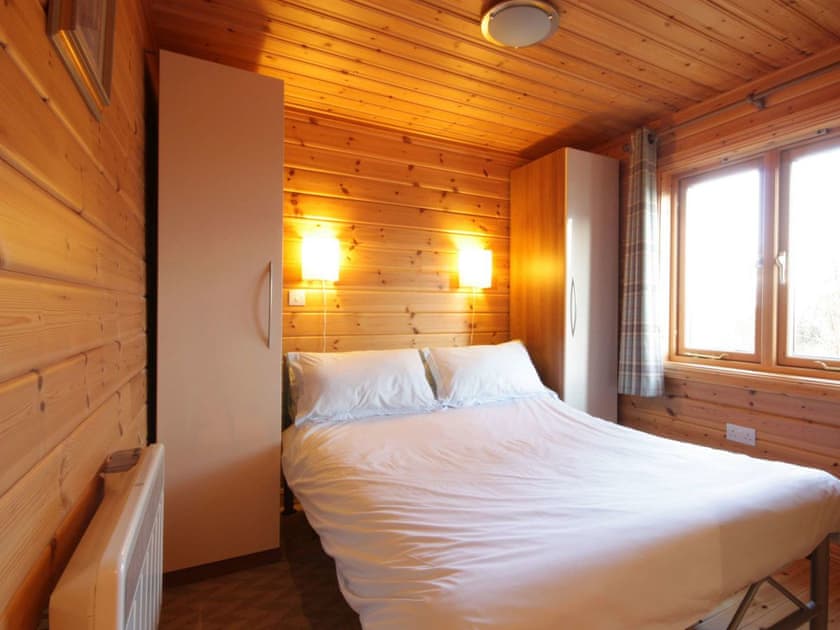 Double bedroom | Taigh Fiodha, Balintore