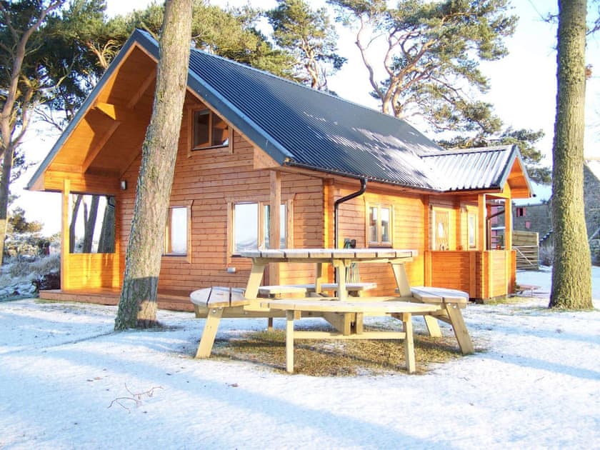 Exterior | Taigh Fiodha, Balintore