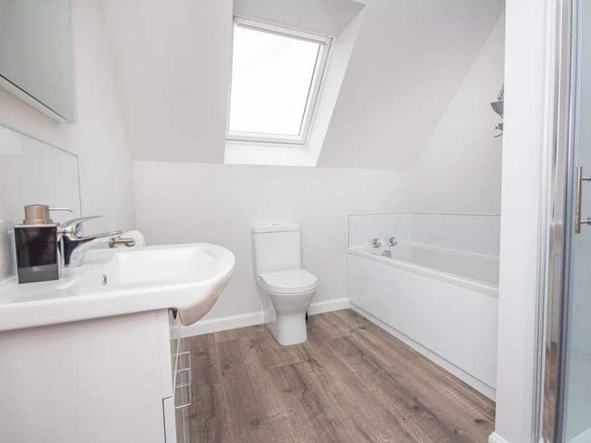 Bathroom | On The Beach, Balintore, near Tain