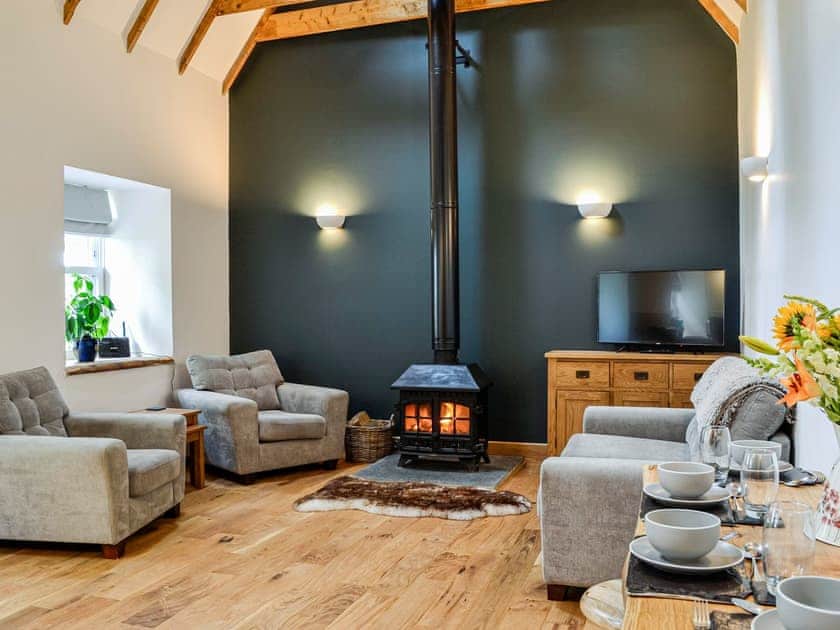 Living area | Cullew Bothy, Kirriemuir