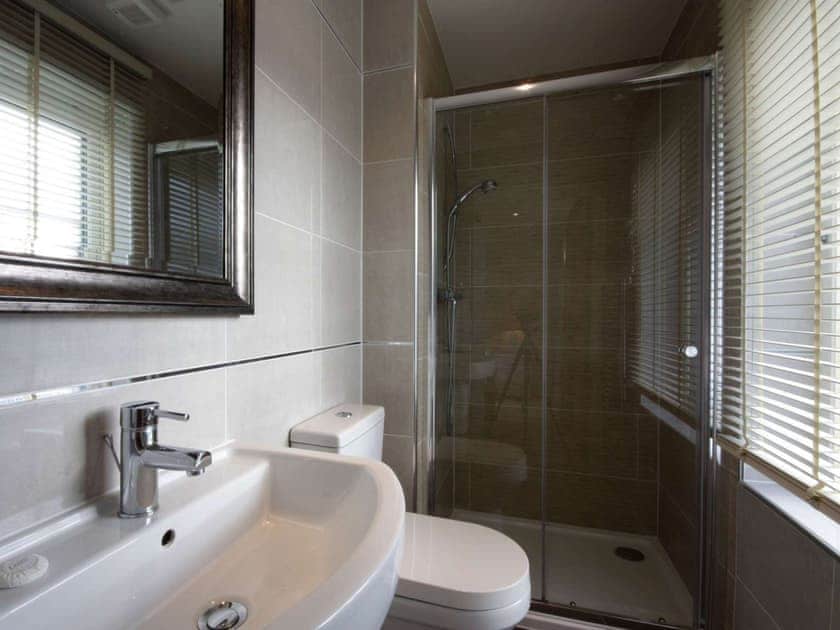 Bathroom | The Steading Apartment, Aviemore