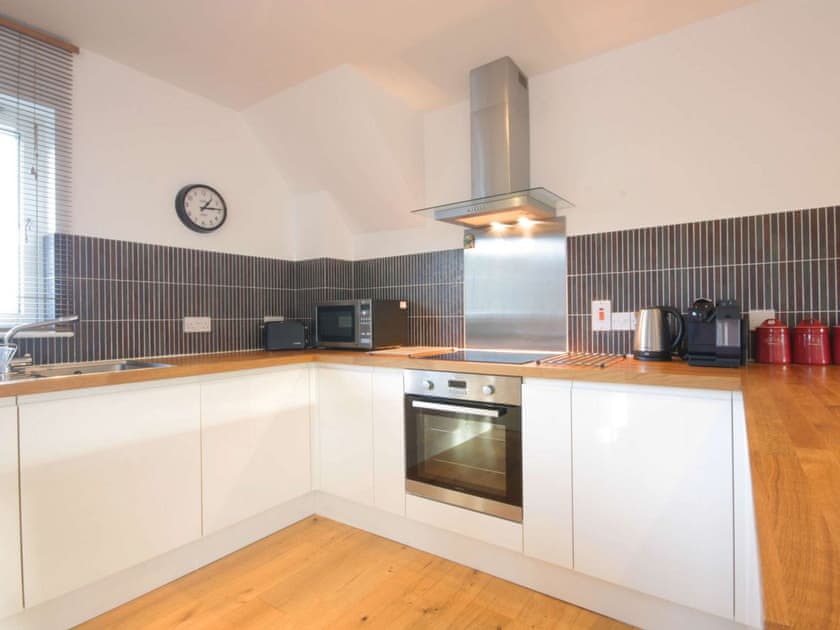 Kitchen | Flat 7, Aviemore