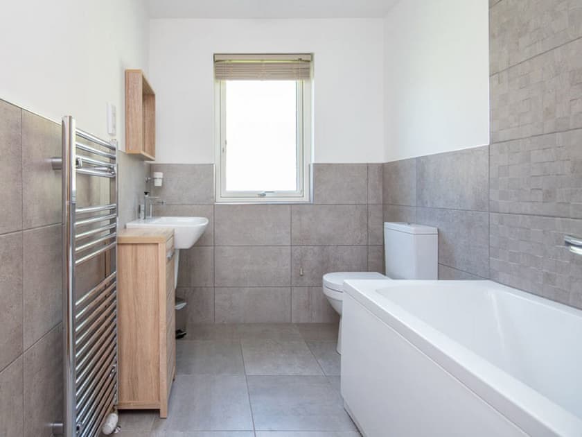 Bathroom | Delmhor No4, Aviemore