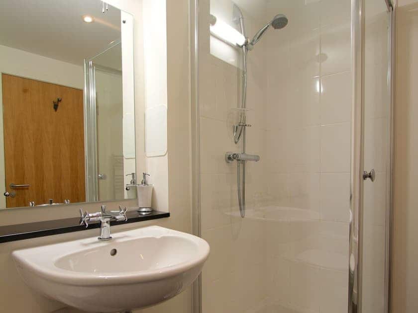 Bathroom | Abbey Church 1 - Highland Club, Fort Augustus