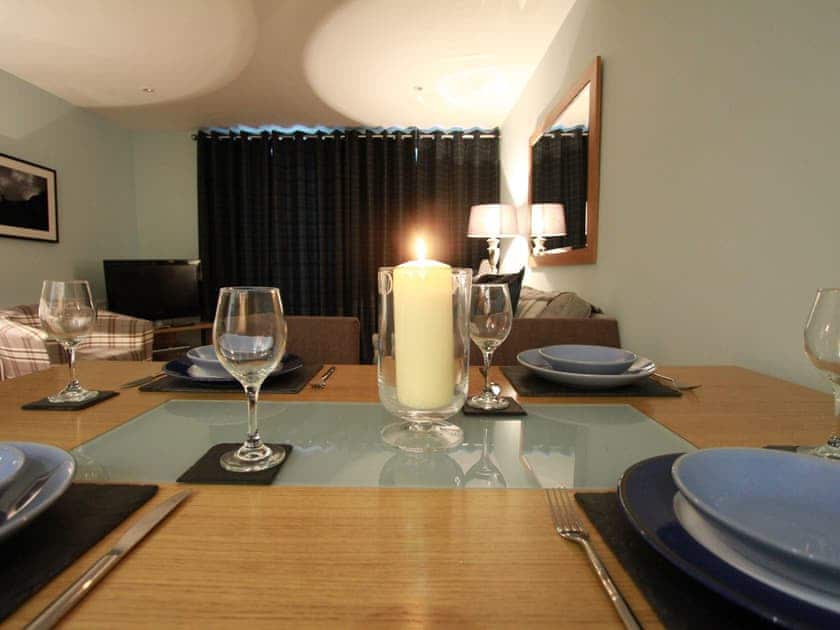 Dining Area | Raven Wing 14 - Glenwood - Highland Club, Fort Augustus