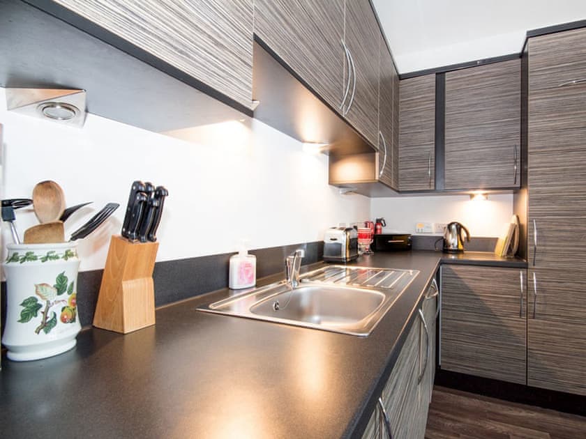 Kitchen | 7 Westercraigs Apartment, Inverness