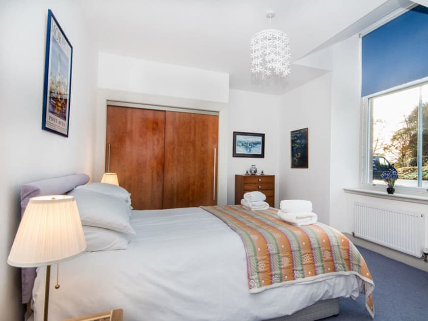 Bedroom | 7 Westercraigs Apartment, Inverness