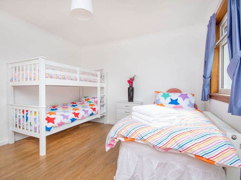 Triple bedroom | Caledon, Aviemore
