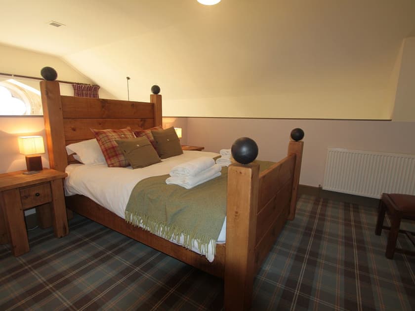 Double bedroom | Old School 15 - Glenlivet - Highland Club, Fort Augustus