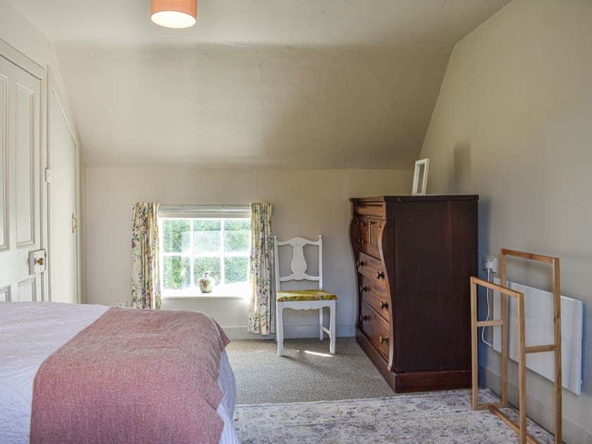 Twin bedroom | Hayfield - Dalgeatie Castle, Delgaty, near Turriff