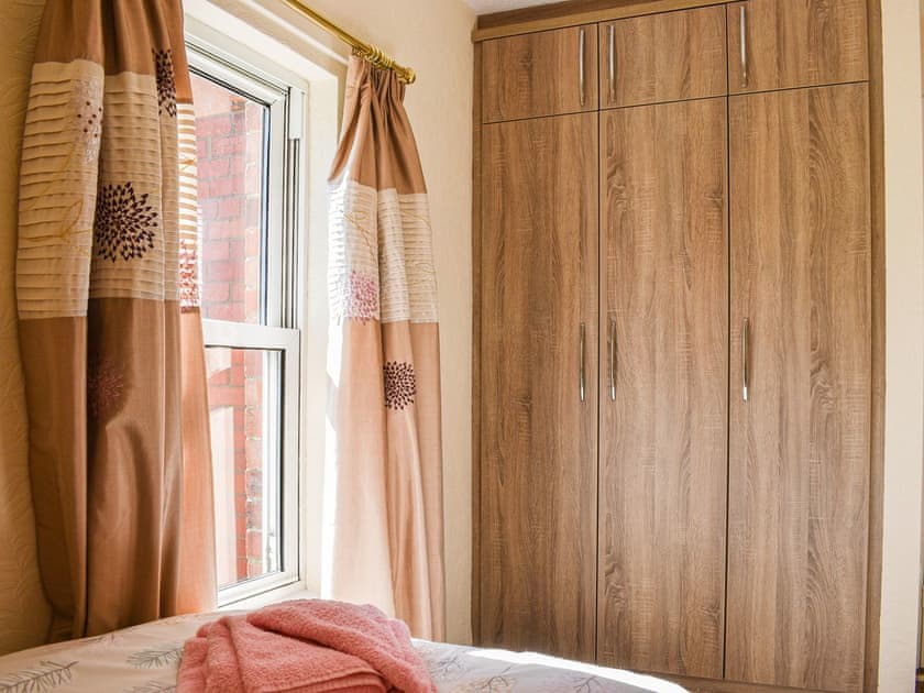 Twin bedroom | Farndale Apartment - The Old Schoolhouse, Commondale, near Whitby