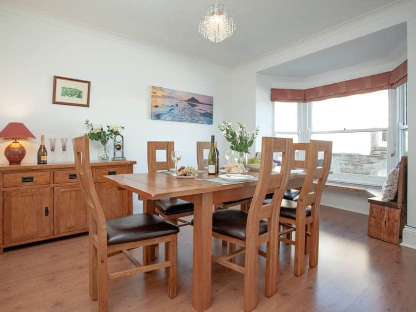 Dining room | Bian Bosdinek, Mevagissey