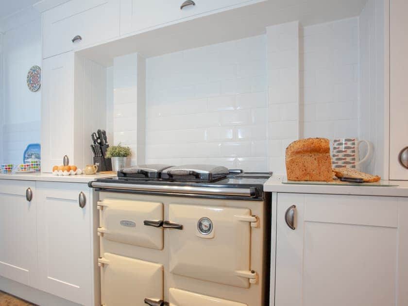 Kitchen | Bian Bosdinek, Mevagissey