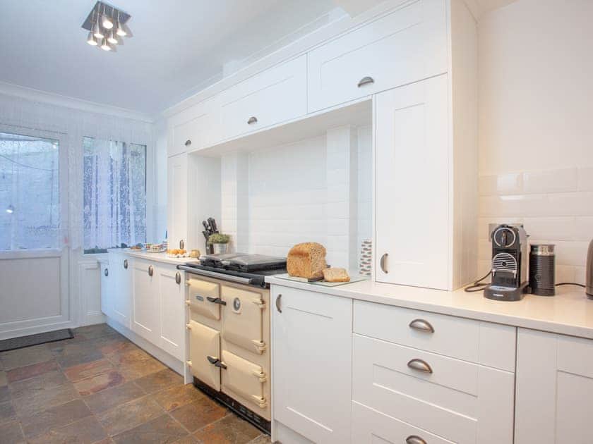 Kitchen | Bian Bosdinek, Mevagissey