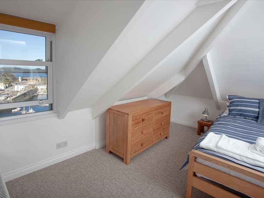 Family bedroom | Bian Bosdinek, Mevagissey