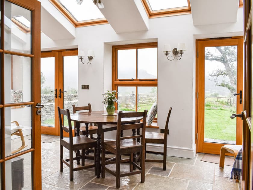 Dining room | Nant Y Crogwyn, Penmachno