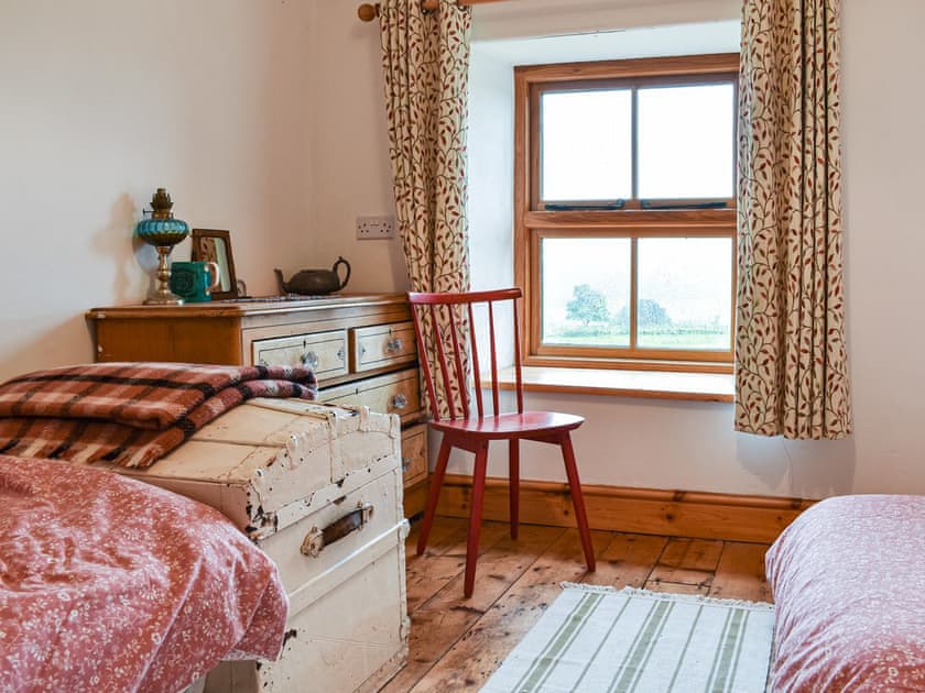 Twin bedroom | Nant Y Crogwyn, Penmachno