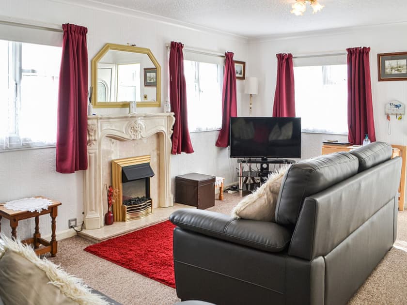 Living room | Enjoy Your Stay Cottage, Bridlington