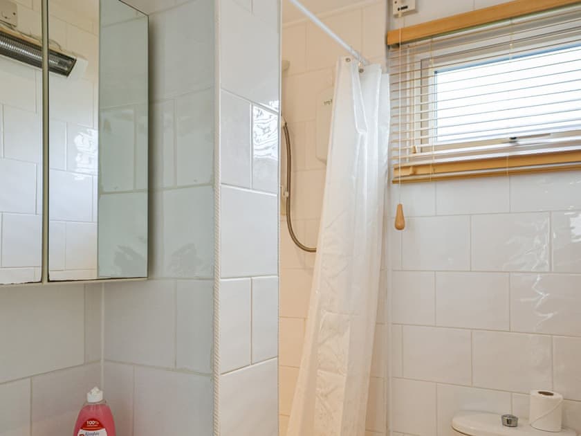 Bathroom | Enjoy Your Stay Cottage, Bridlington