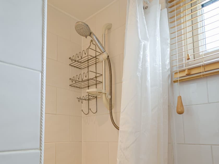 Bathroom | Enjoy Your Stay Cottage, Bridlington