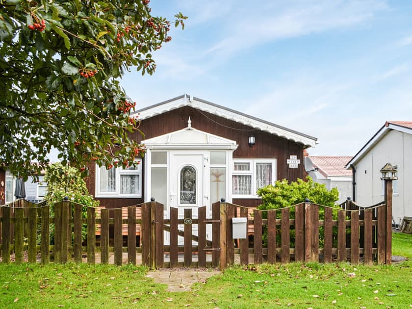 Exterior | Enjoy Your Stay Cottage, Bridlington