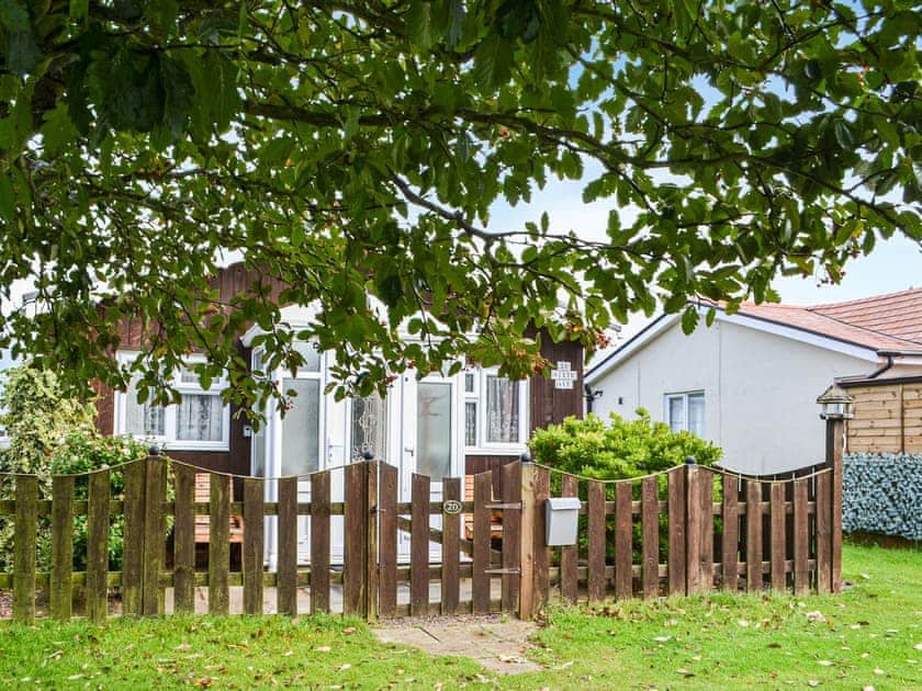 Exterior | Enjoy Your Stay Cottage, Bridlington